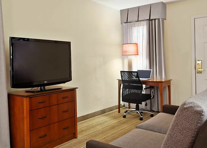 Hotel By Marriott Salem Area